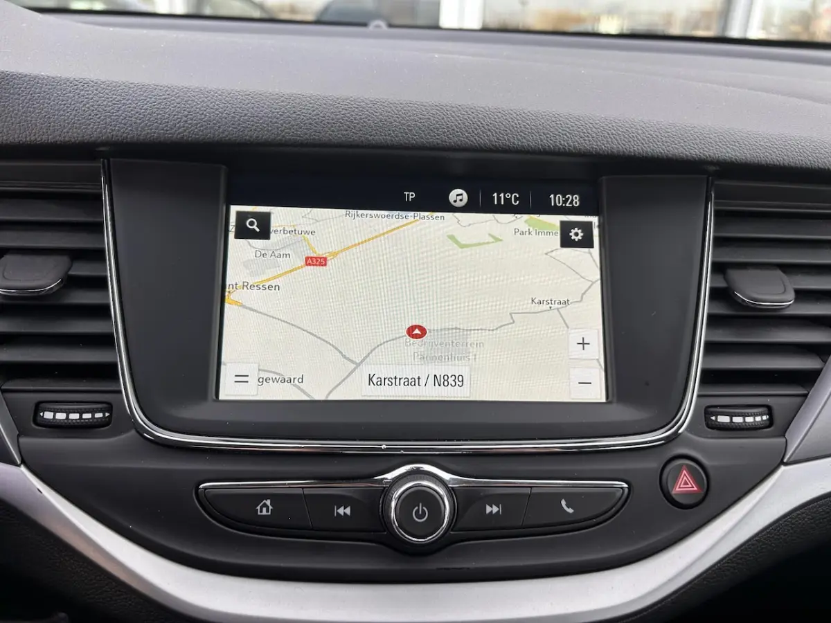 1.2 Edition /achteruitrij camera/airco/navi/cruise control/carplay/pdc