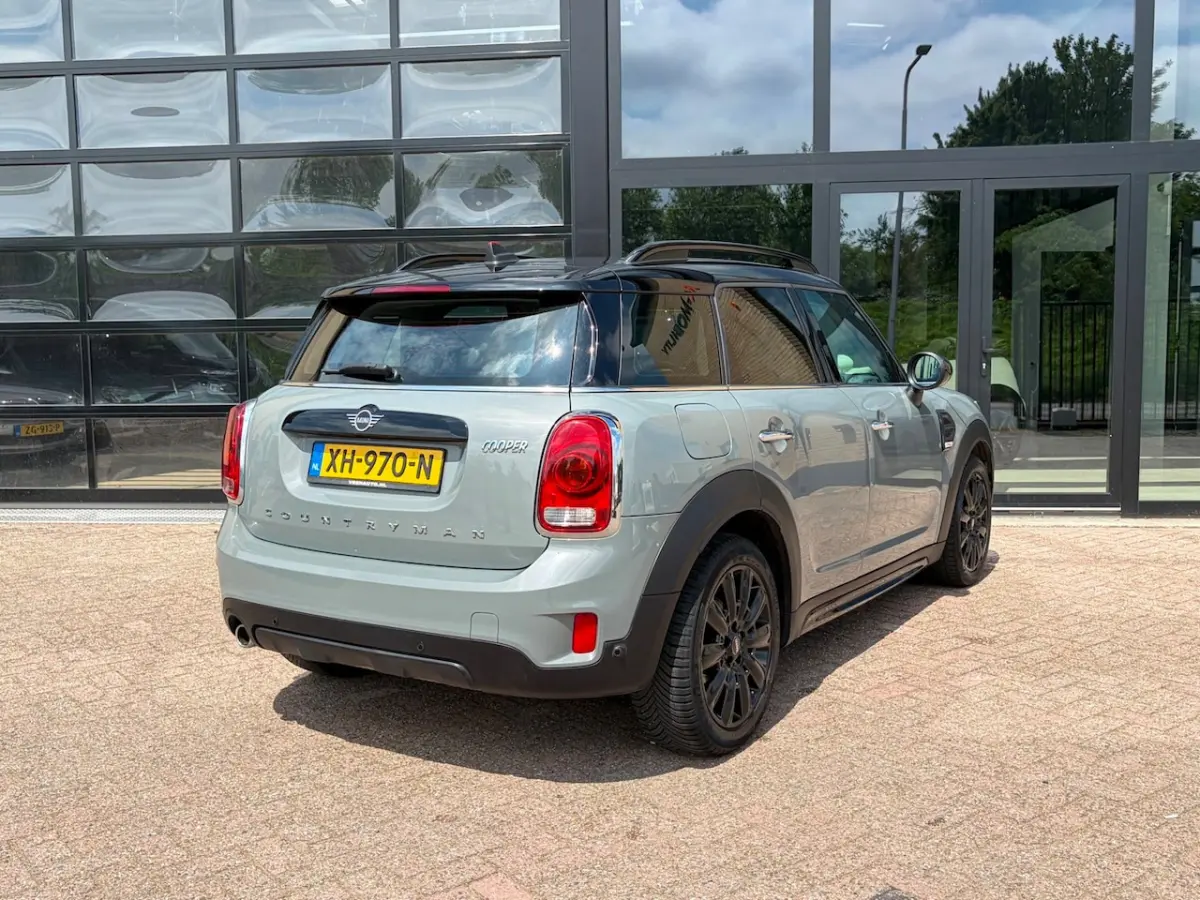 1.5 Cooper Dutch Made Edition / PDC / carplay