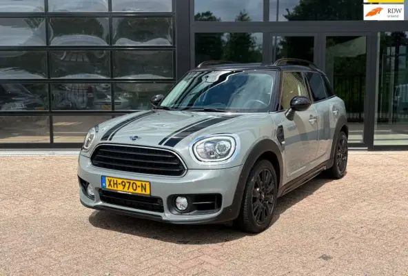 1.5 Cooper Dutch Made Edition / PDC / carplay