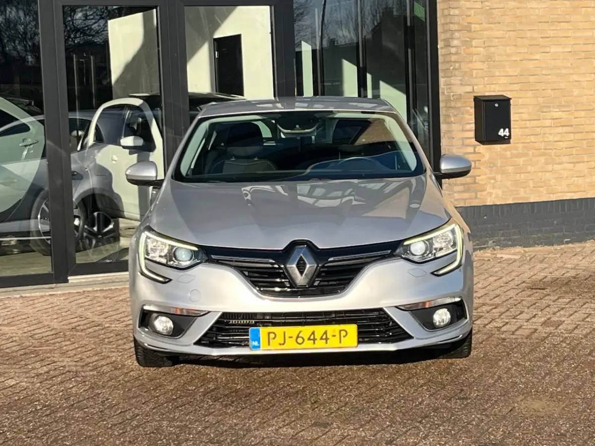 1.5 dCi Zen , Navi , stoelverw, Zuinig