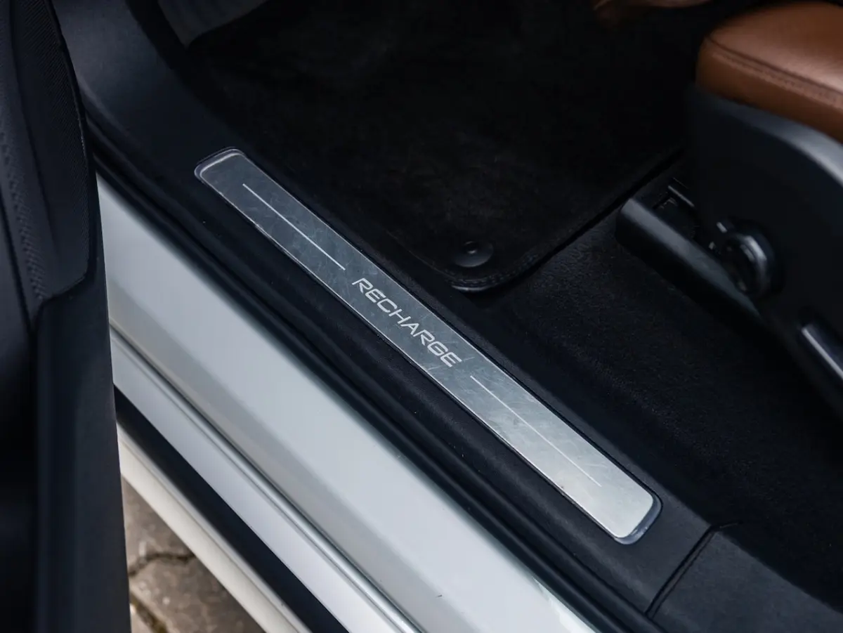 2.0 T8 Recharge AWD Inscription 360Â° 7 zits Trekhaak
