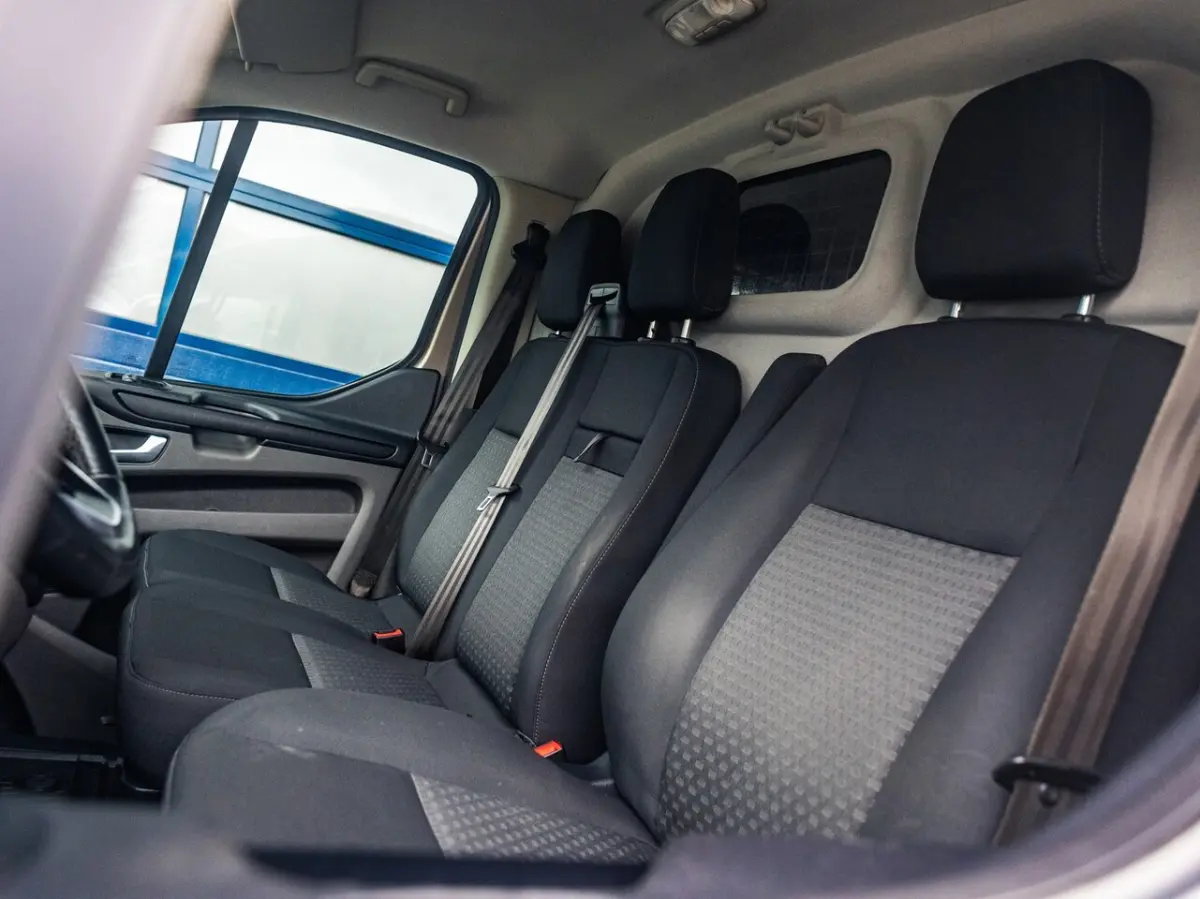 300 2.0 TDCI L2H2 Limited