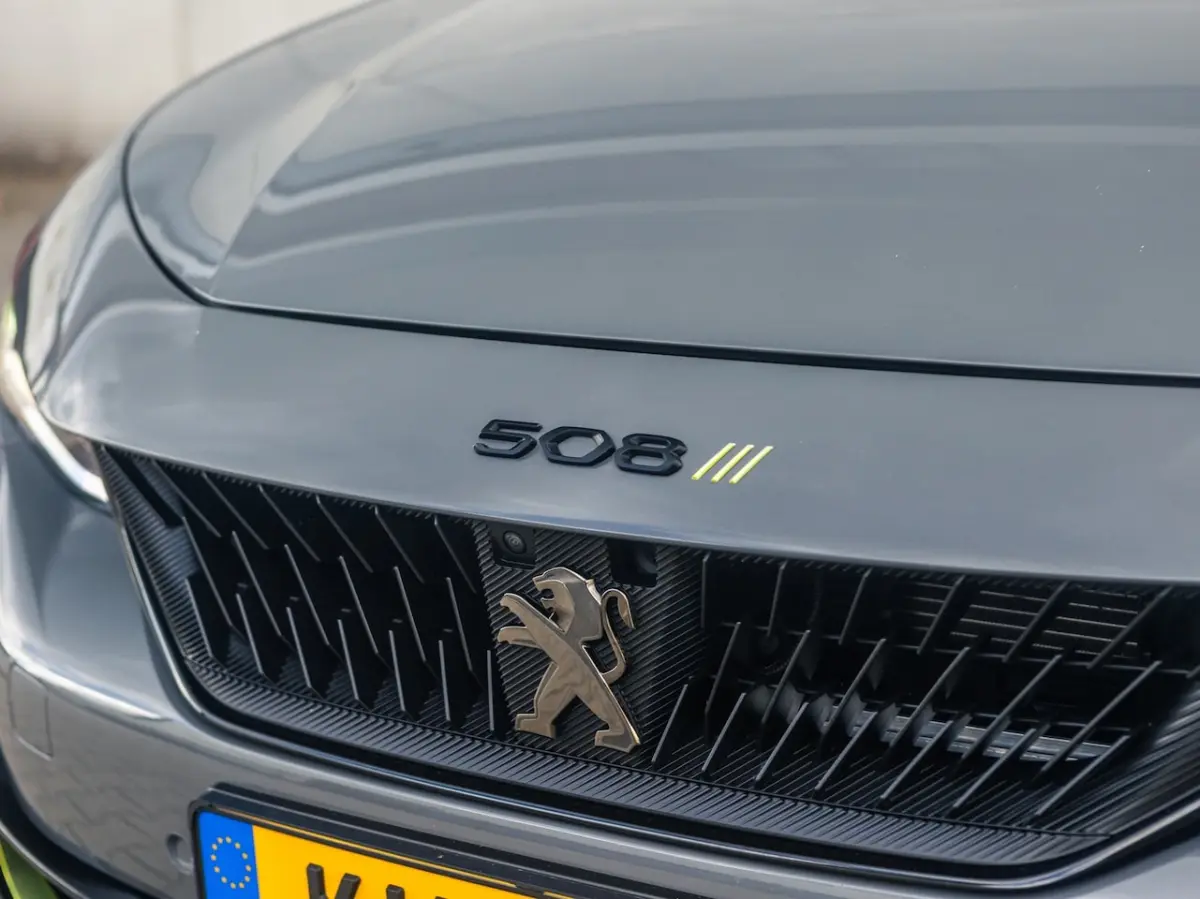 1.6 HYbrid Sport Engineered 360PK 61.000km