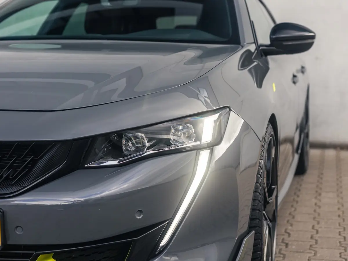 1.6 HYbrid Sport Engineered 360PK 61.000km