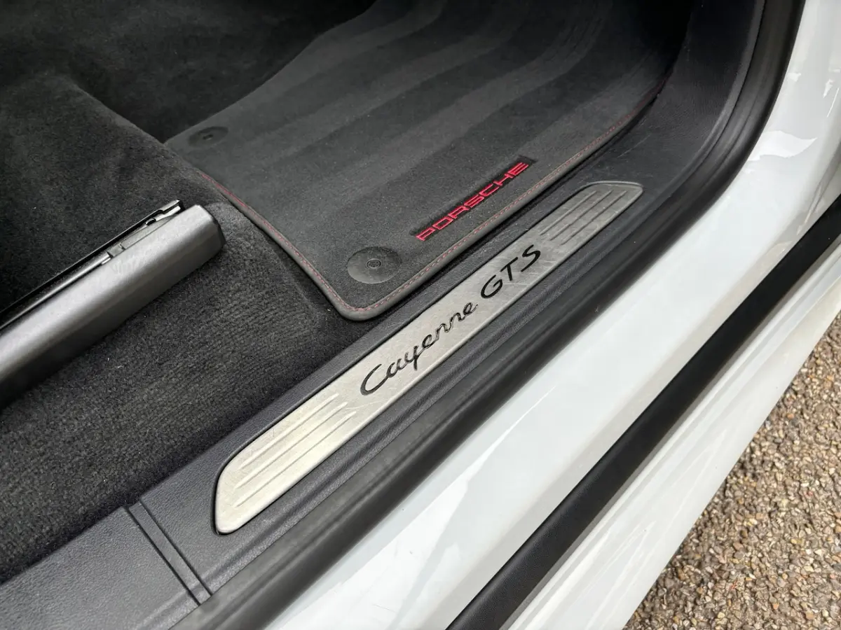 3.6 GTS Carbon Carplay Trekhk. 21inch Pano