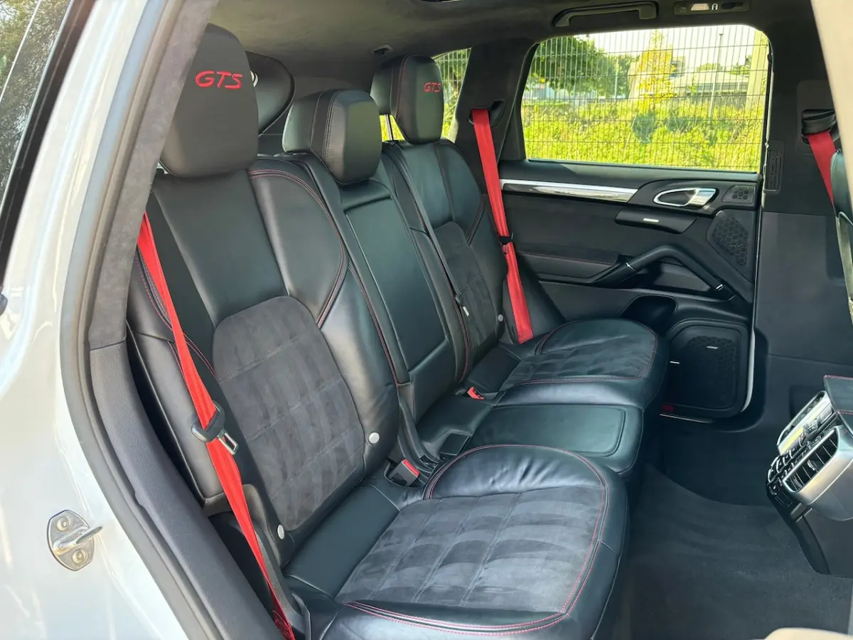 3.6 GTS Carbon Carplay Trekhk. 21inch Pano
