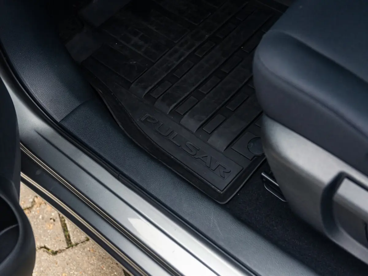1.2 DIG-T Visia Airco Trekhaak Cruise control