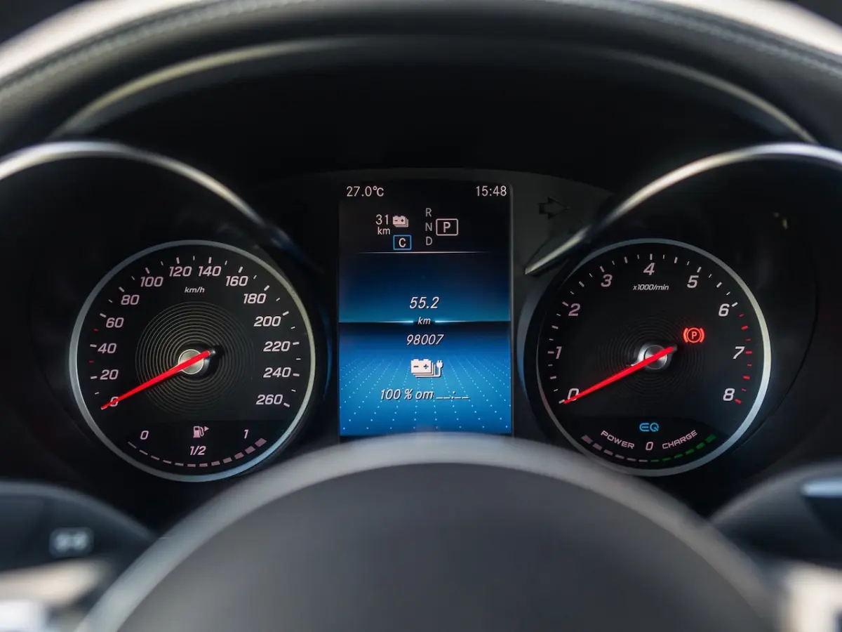 300e 4MATIC SOH-Test/ AMG/ MBUX/ Carplay