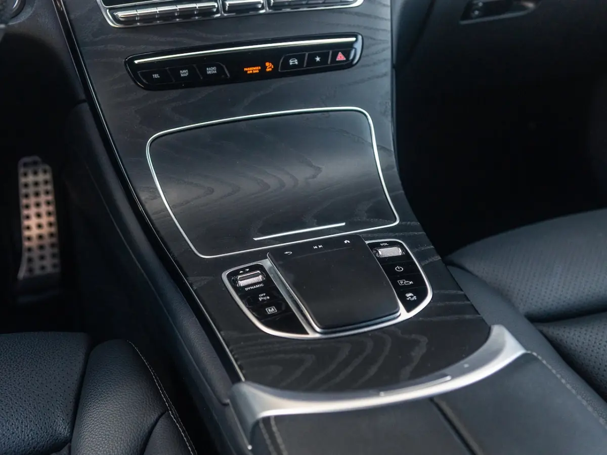 300e 4MATIC SOH-Test/ AMG/ MBUX/ Carplay
