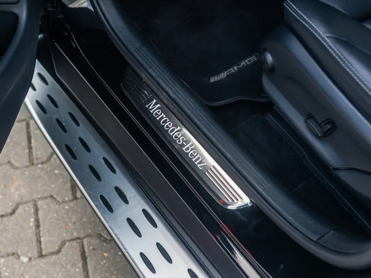 300e 4MATIC SOH-Test/ AMG/ MBUX/ Carplay