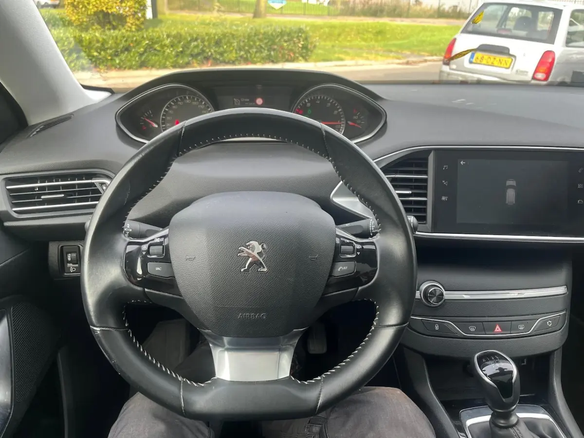 1.2 PureTech Blue Lease Executive