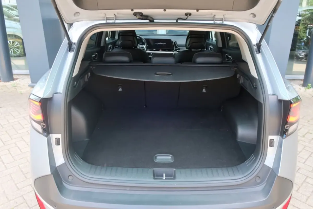 1.6 PHEV 4x4, Stoelverw voor+achter, Elektrische stoelen, Trekhaak afn etc