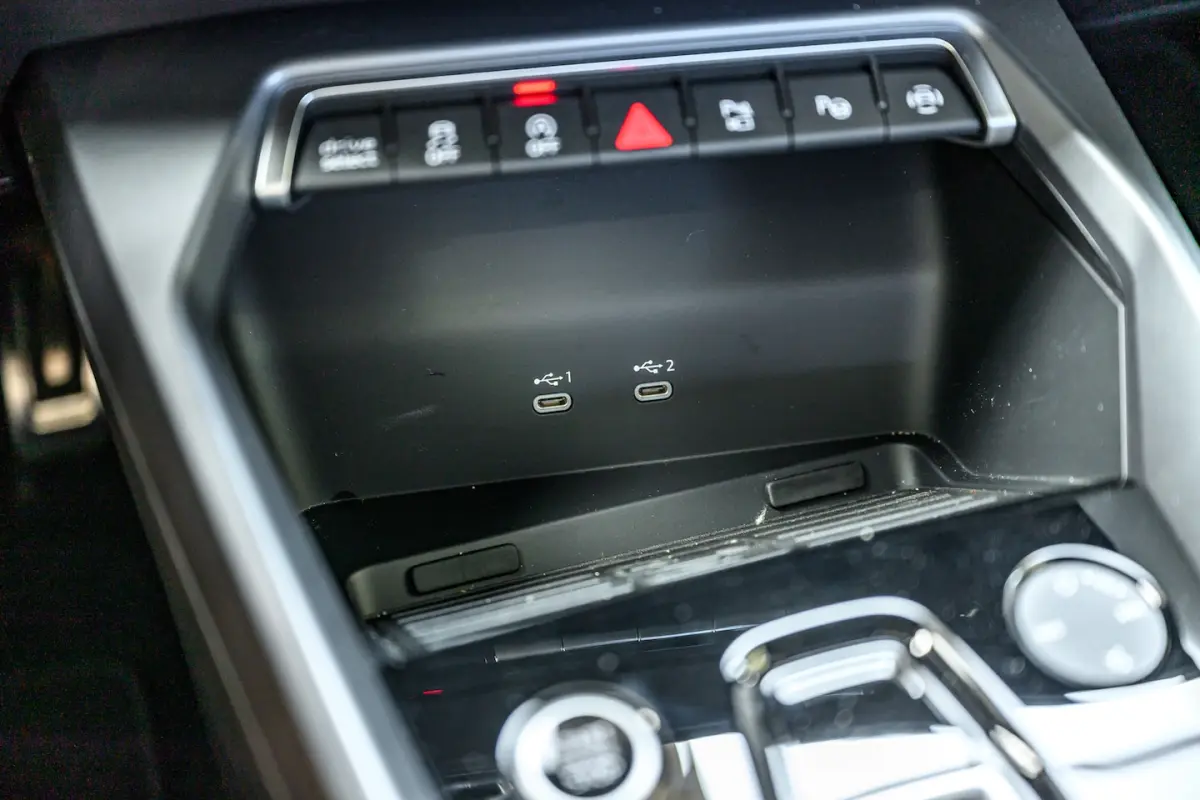 35 TFSI 3X S-Line | Keyless| Pano | Sonos |Matrix-Led | Camera|Zelf Parkeren|Dode Hoek Sen