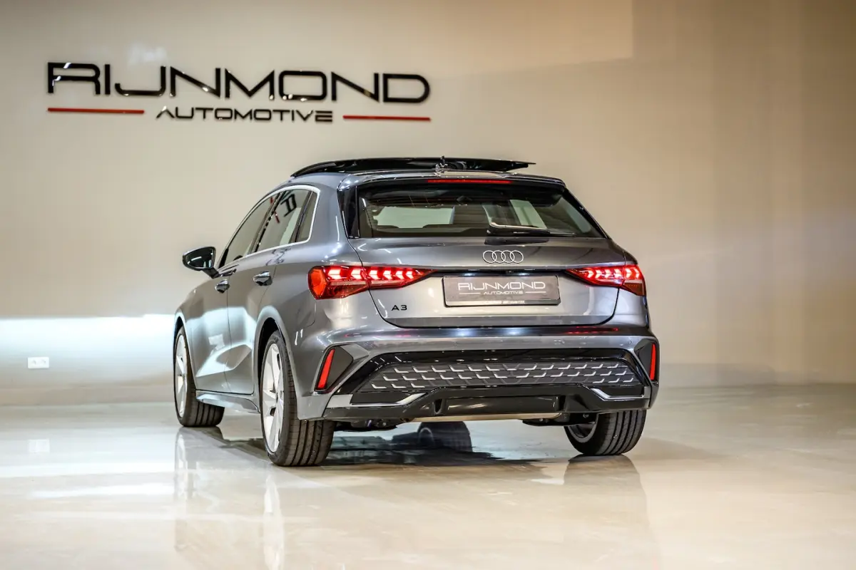 35 TFSI 3X S-Line | Keyless| Pano | Sonos |Matrix-Led | Camera|Zelf Parkeren|Dode Hoek Sen