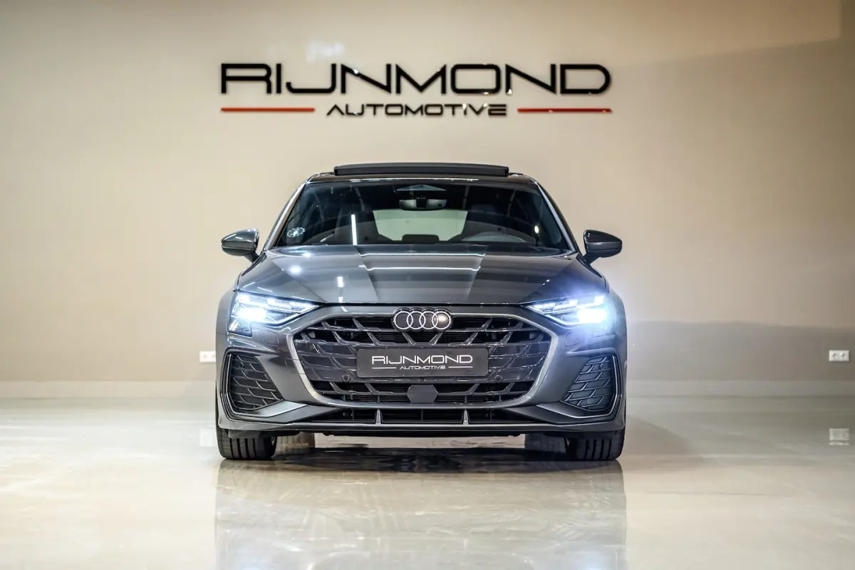 35 TFSI 3X S-Line | Keyless| Pano | Sonos |Matrix-Led | Camera|Zelf Parkeren|Dode Hoek Sen