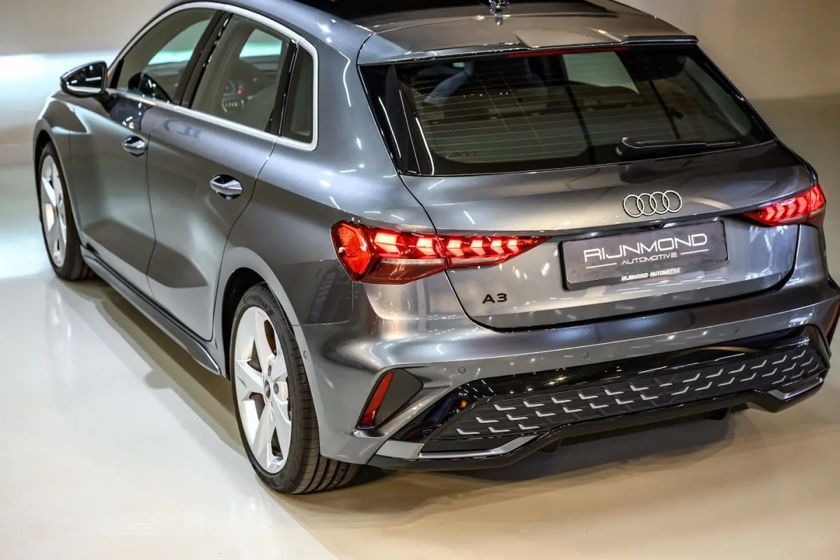 35 TFSI 3X S-Line | Keyless| Pano | Sonos |Matrix-Led | Camera|Zelf Parkeren|Dode Hoek Sen