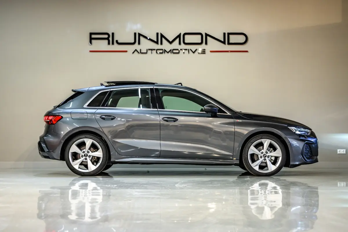 35 TFSI 3X S-Line | Keyless| Pano | Sonos |Matrix-Led | Camera|Zelf Parkeren|Dode Hoek Sen
