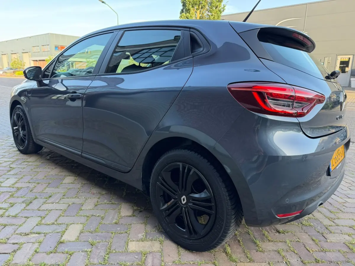 1.0 TCe Navigatie / Apple CarPlay - Android / 1e Eigenaar / ALL-Season banden / Cruise Con