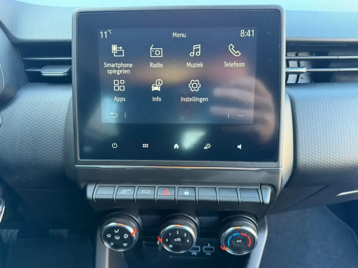 1.0 TCe / Navigatie by Apple CarPlay - Android / 1e Eigenaar / ALL-Season banden / Cruise