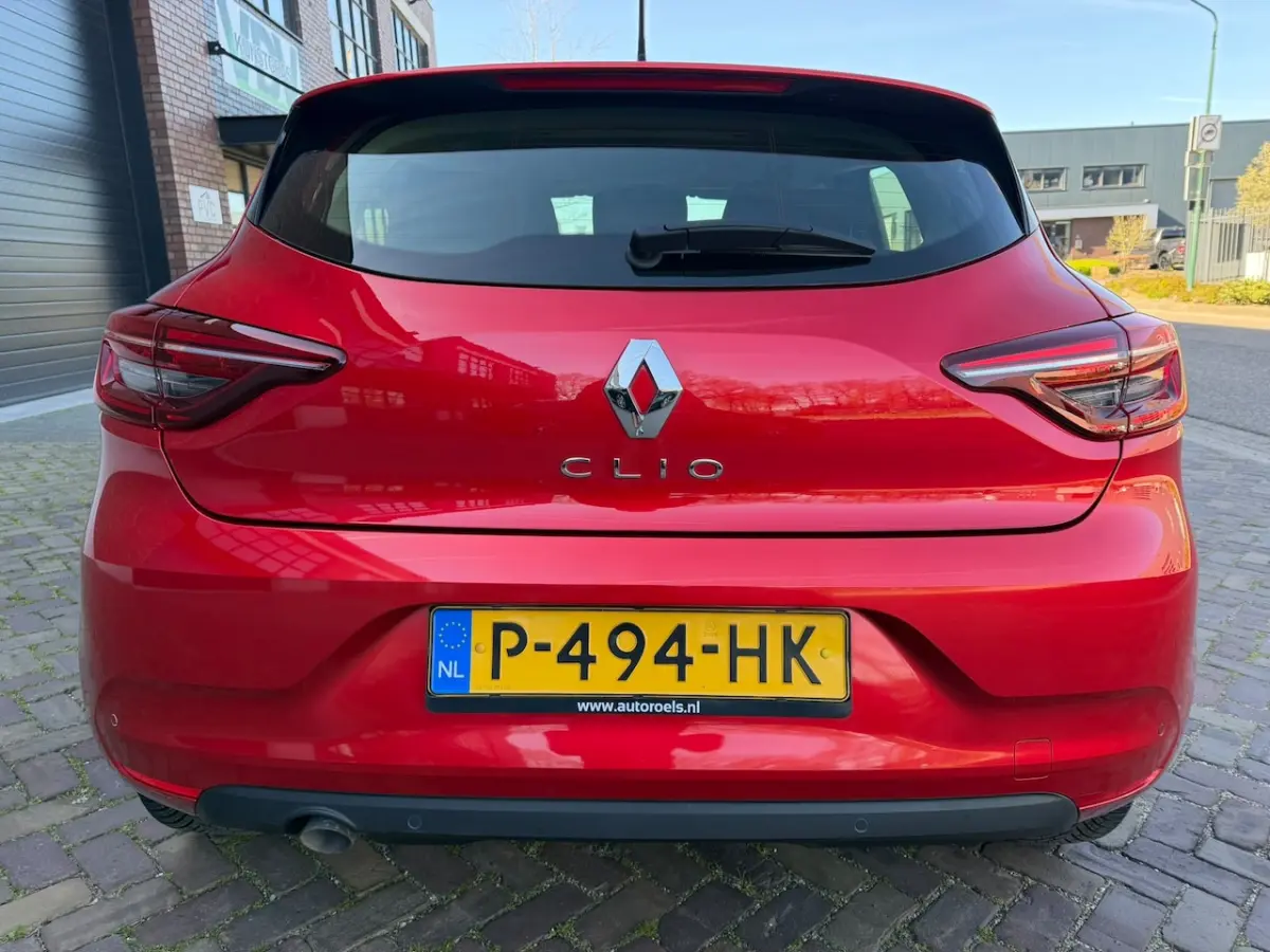 1.0 TCe / Navigatie by Apple CarPlay - Android / 1e Eigenaar / ALL-Season banden / Cruise