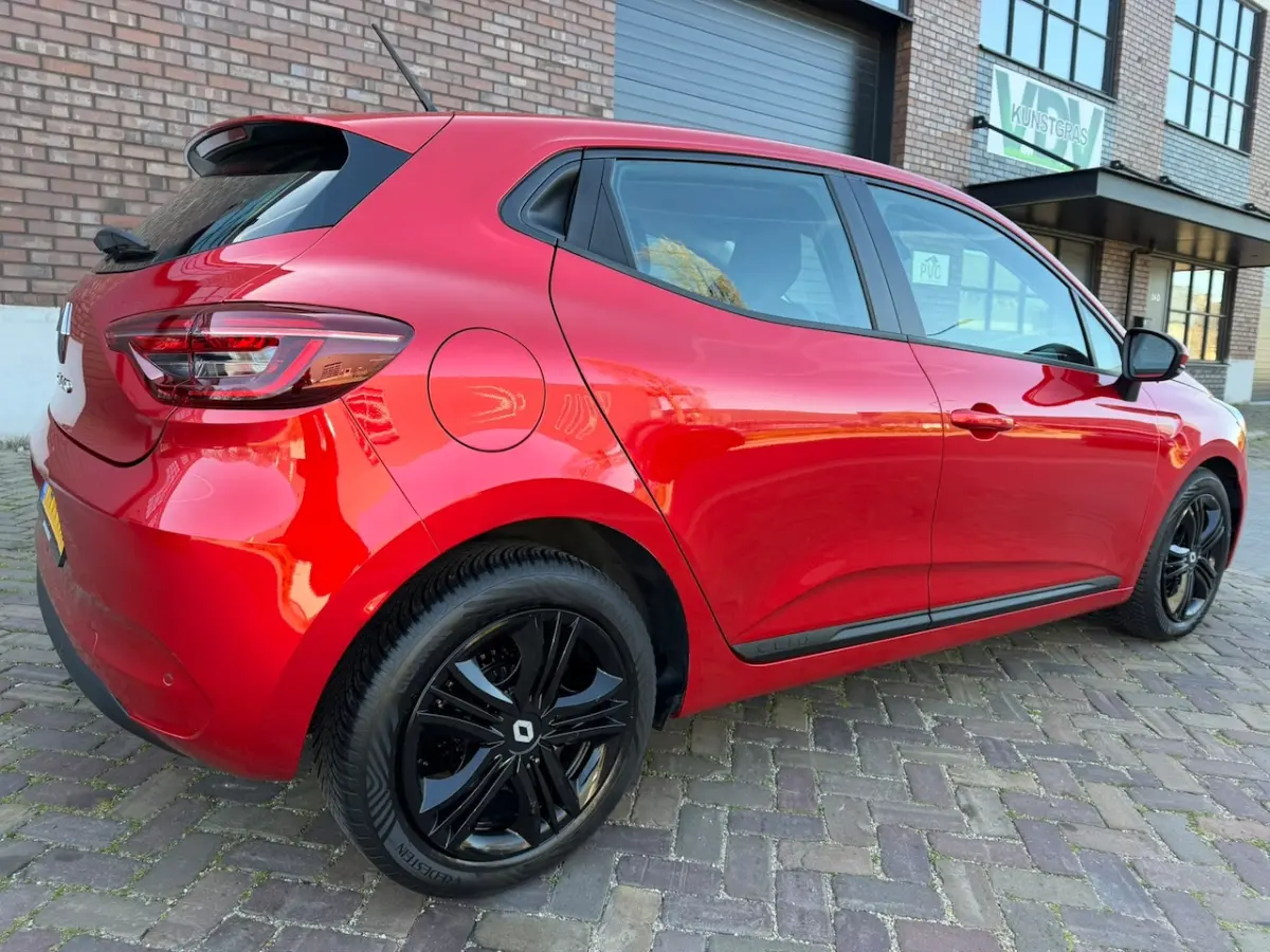 1.0 TCe / Navigatie by Apple CarPlay - Android / 1e Eigenaar / ALL-Season banden / Cruise