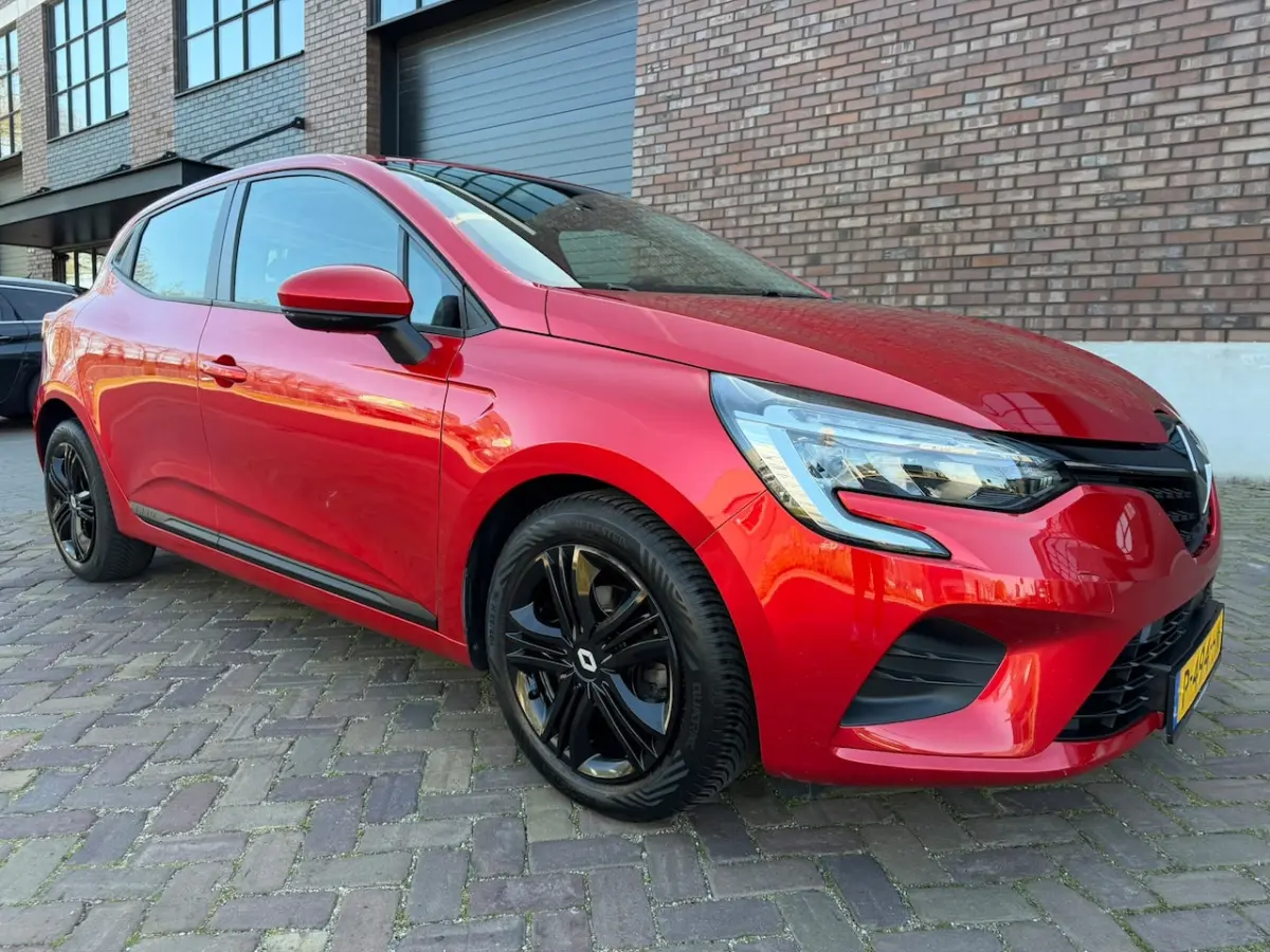 1.0 TCe / Navigatie by Apple CarPlay - Android / 1e Eigenaar / ALL-Season banden / Cruise