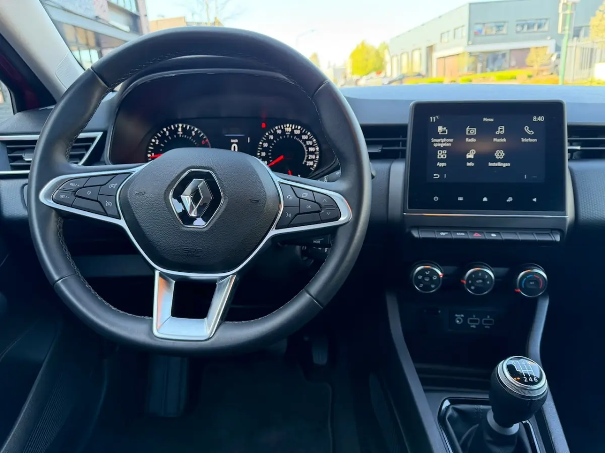 1.0 TCe / Navigatie by Apple CarPlay - Android / 1e Eigenaar / ALL-Season banden / Cruise