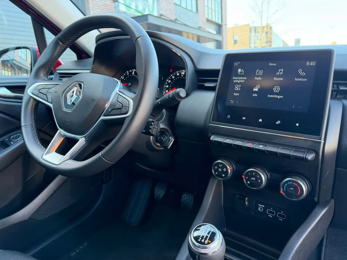 1.0 TCe / Navigatie by Apple CarPlay - Android / 1e Eigenaar / ALL-Season banden / Cruise