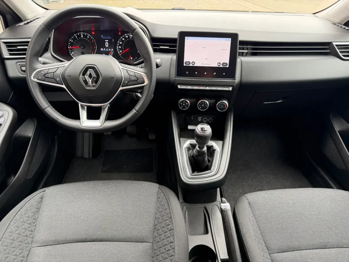 1.0 TCe / Navigatie / Apple CarPlay - Android / 1e Eigenaar / ALL-Season banden / Cruise C