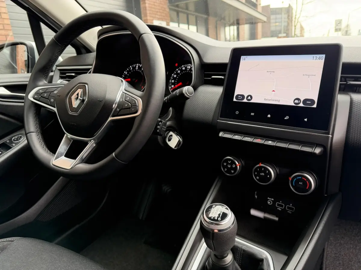 1.0 TCe / Navigatie / Apple CarPlay - Android / 1e Eigenaar / ALL-Season banden / Cruise C