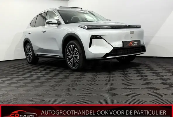 1.5 Max+ Launch Edition Panoramadak, Leder, 360 Camera, Stoelverwarming/Stoelverkoeling, 1