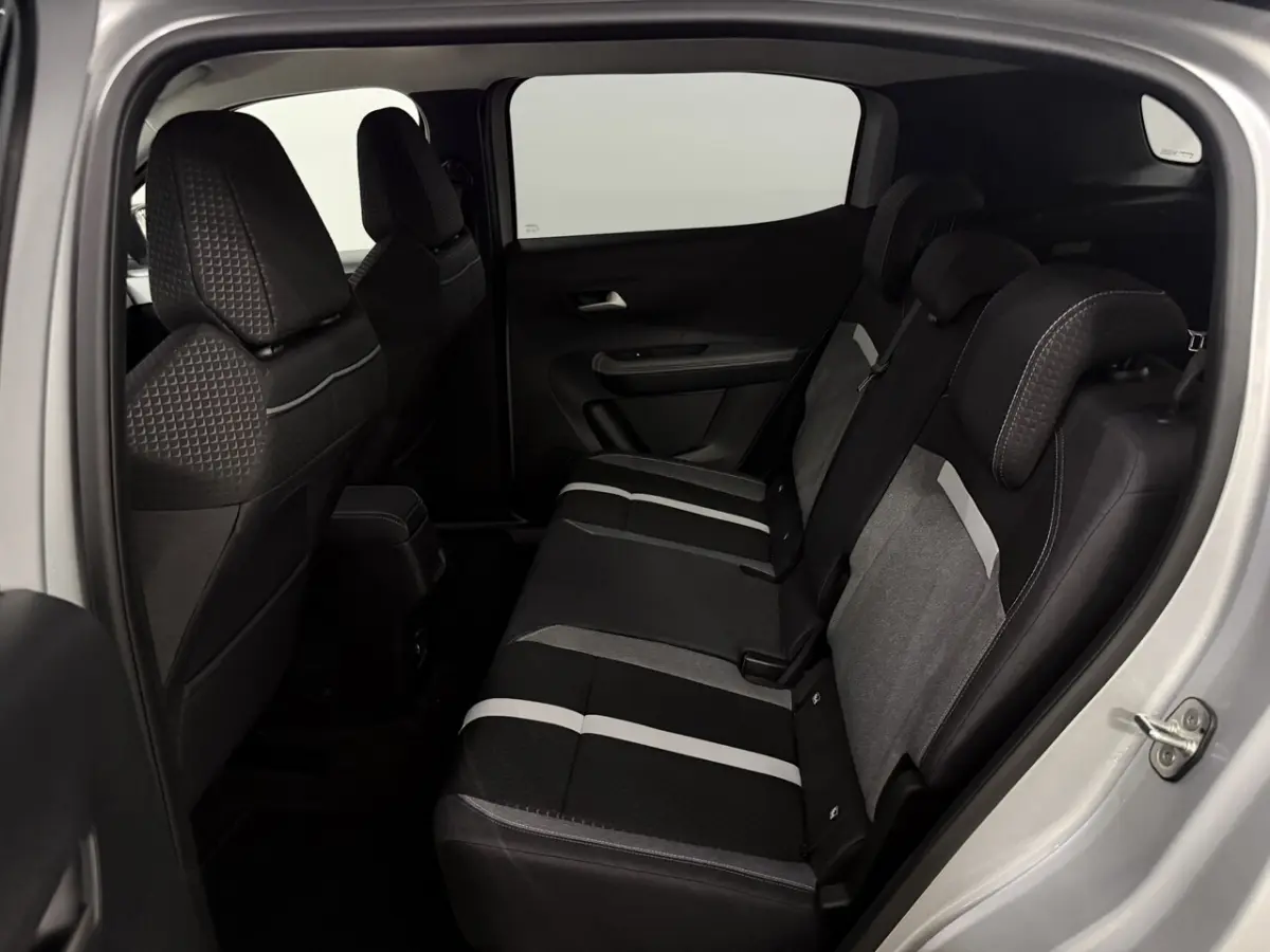 1.2 Turbo Hybrid GS 7p. Camera, Navi, Winterpakket, Cruise control, Rijstrook correctie, V