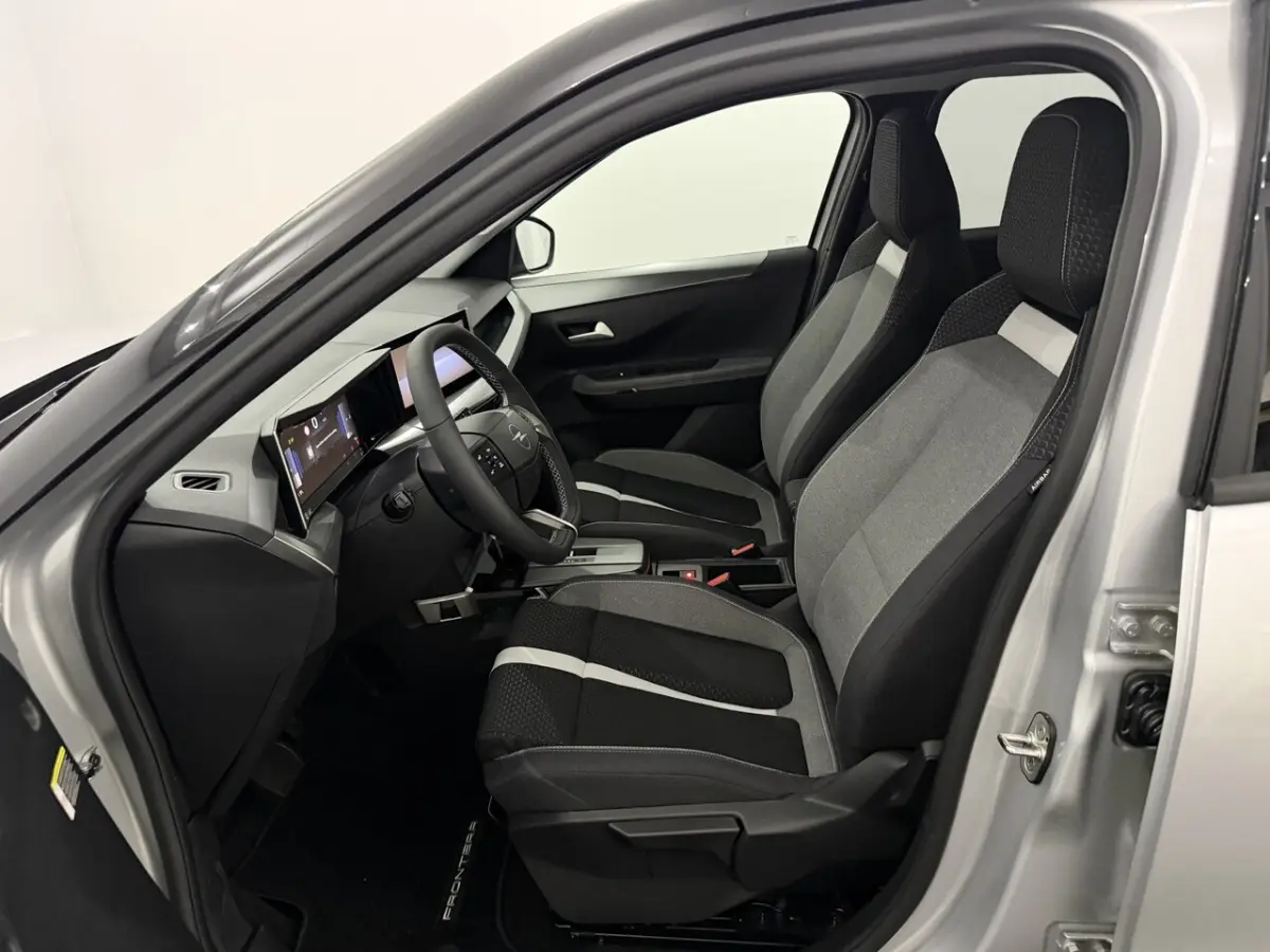 1.2 Turbo Hybrid GS 7p. Camera, Navi, Winterpakket, Cruise control, Rijstrook correctie, V