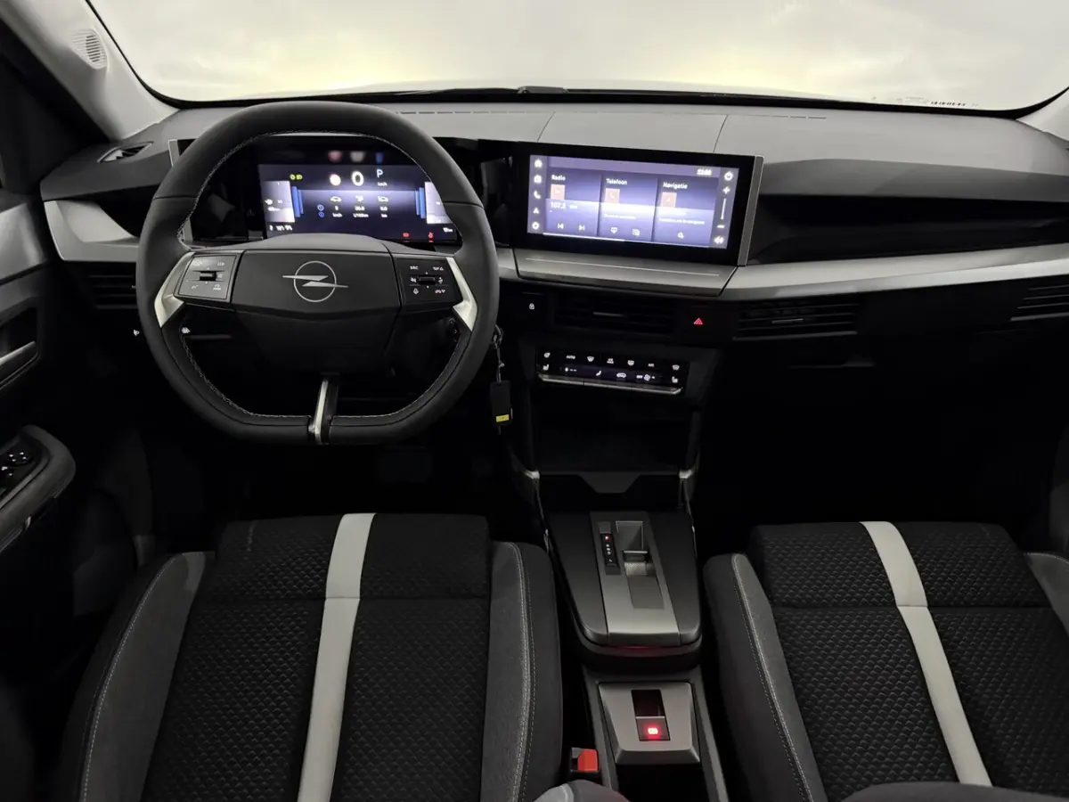 1.2 Turbo Hybrid GS 7p. Camera, Navi, Winterpakket, Cruise control, Rijstrook correctie, V