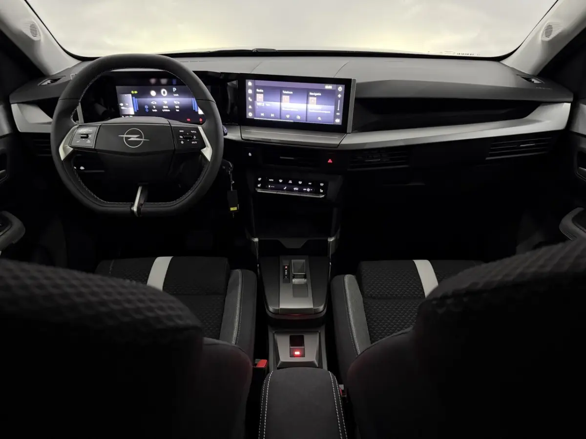 1.2 Turbo Hybrid GS 7p. Camera, Navi, Winterpakket, Cruise control, Rijstrook correctie, V