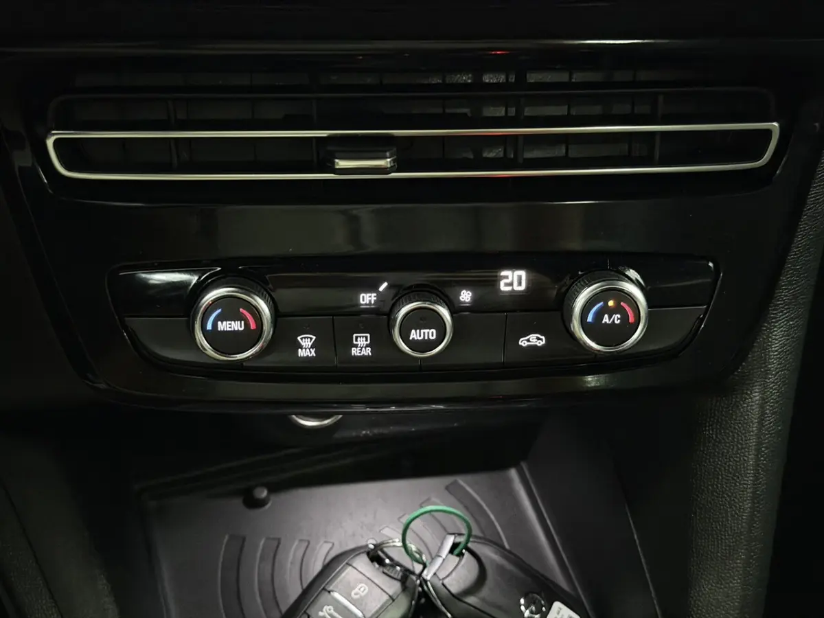 1.2 Turbo Hybrid GS Camera, Apple carplay, Winterpakket, Cruise control adaptief, Virtual