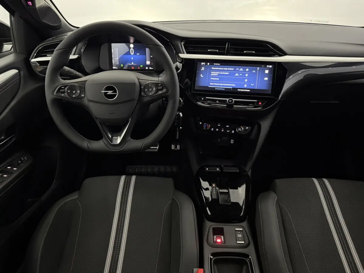 1.2 Turbo Hybrid GS Camera, Half leder, Apple carplay, Stoel/stuurverwarming, Cruise contr