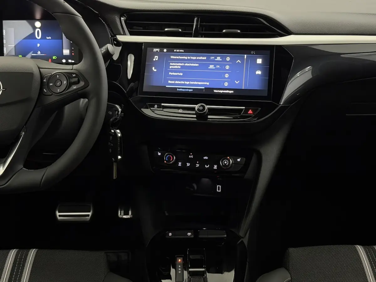 1.2 Turbo Hybrid GS Camera, Half leder, Apple carplay, Stoel/stuurverwarming, Cruise contr