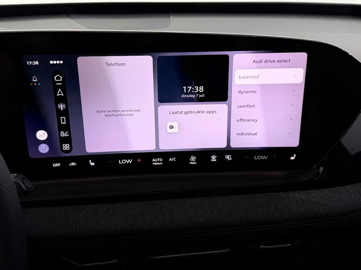 S edition performance 100 kWh Panoramadak, 360 Camera, Navi, Elektrische trekaak, Half led