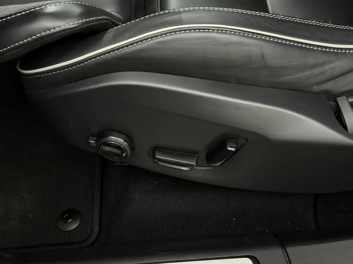 2.0 T6 Plug-in hybrid AWD Plus Dark Panoramadak, 360 Camera, Navi, Harman/Kardon, Memory s
