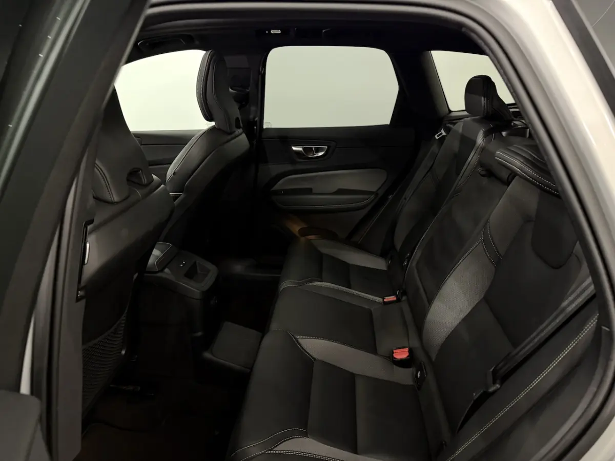 2.0 T6 Plug-in hybrid AWD Plus Dark Panoramadak, 360 Camera, Navi, Harman/Kardon, Memory s
