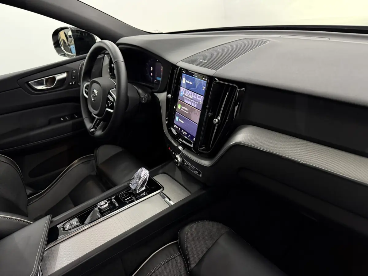 2.0 T6 Plug-in hybrid AWD Plus Dark Panoramadak, 360 Camera, Navi, Harman/Kardon, Memory s
