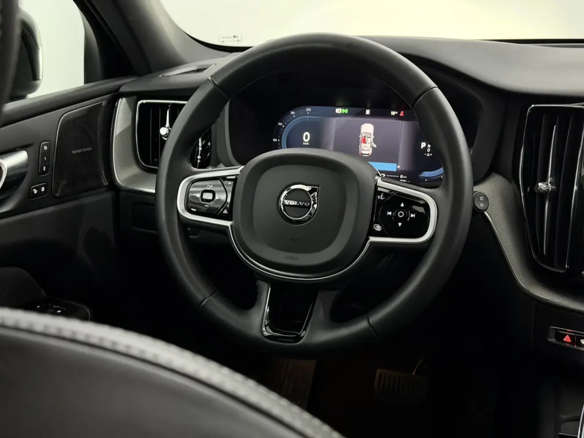 2.0 T6 Plug-in hybrid AWD Plus Dark Panoramadak, 360 Camera, Navi, Harman/Kardon, Memory s