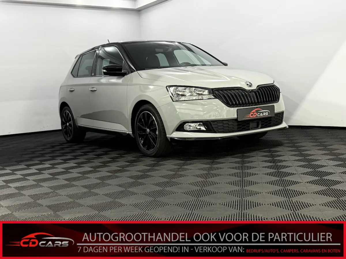 1.0 TSI Monte carlo Camera, Apple carplay, Keyless start, Cruise control, A start stop, A