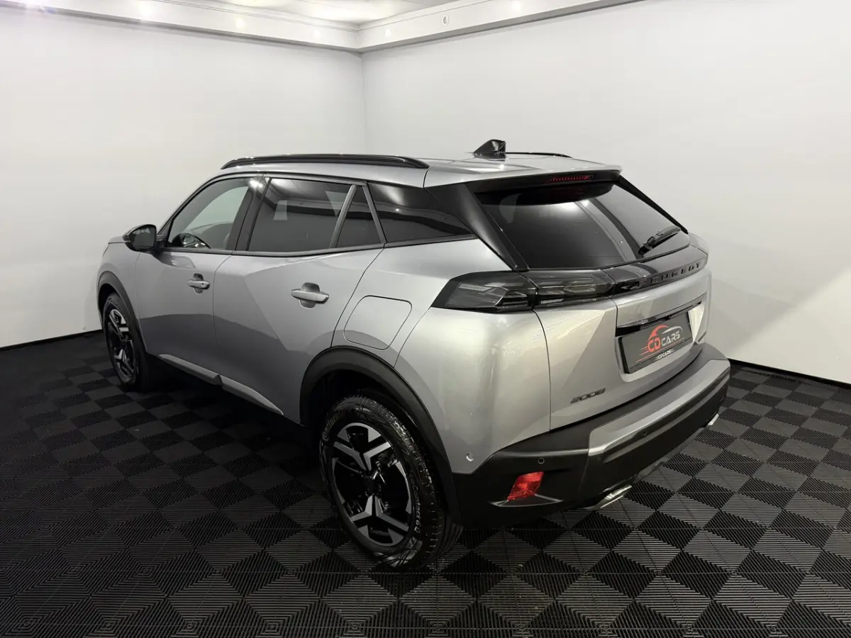 1.2 PureTech 100 Allure 360 Camera, Navi, Stoelverwarming, Keyless start, Cruise control,