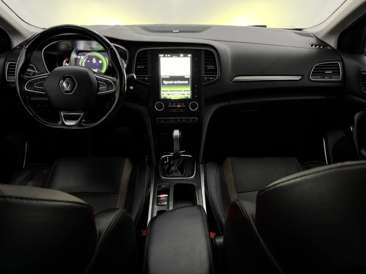 1.2 TCe SÃ©rie Signature Exclusiv Leder, Camera, Navi, Bose geluidsysteem, Keyless start, C