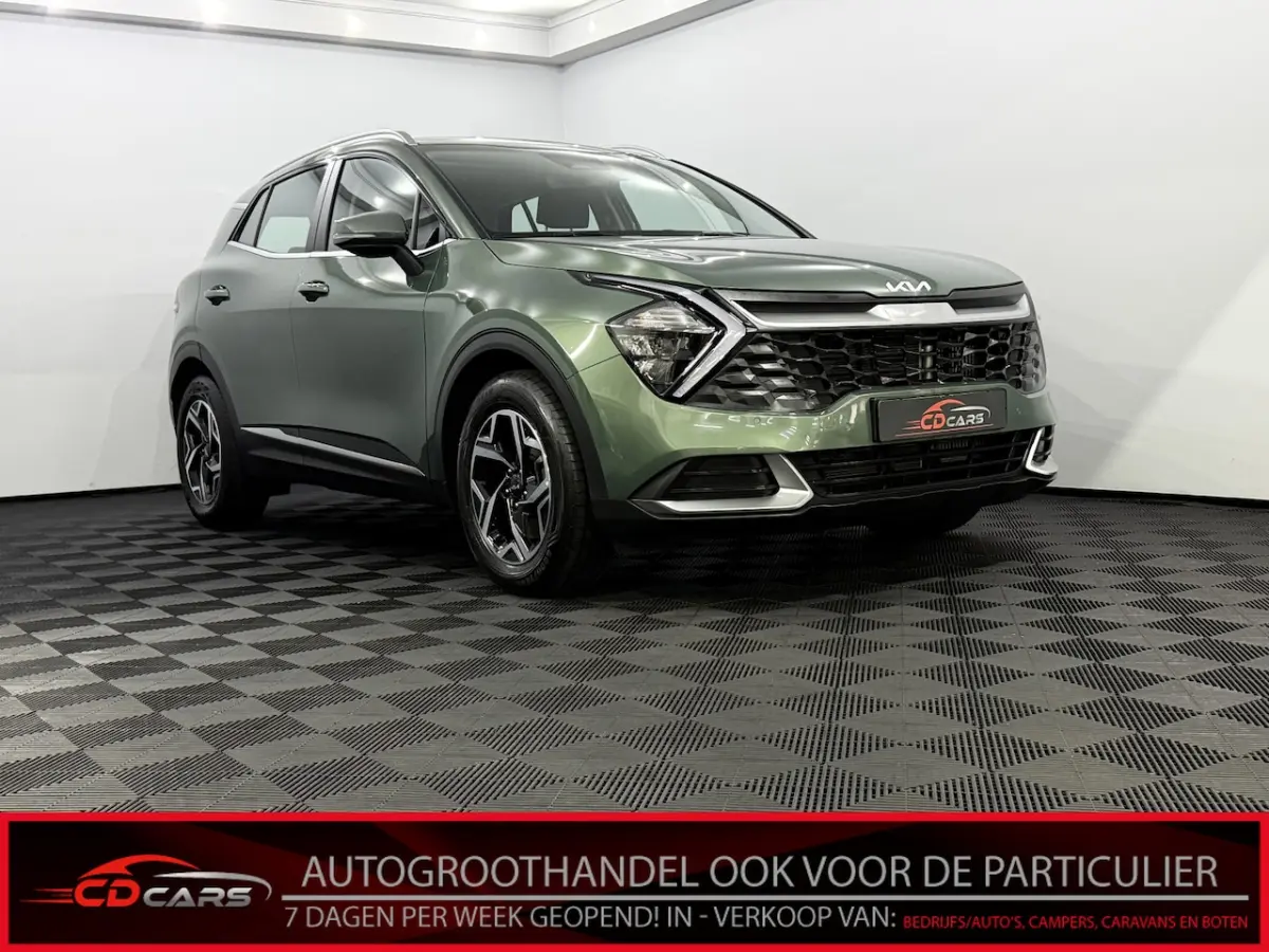 1.6 T-GDi MHEV ComfortLine Camera, Apple carplay, Rijstrook correctie, A start stop, Licht