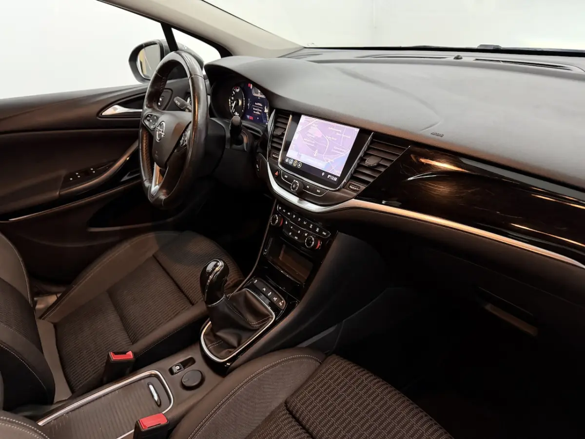 1.5 CDTI Elegance Half leder, Navi, Camera, Stoelverwarming/Stuurverwarming, Keyless start