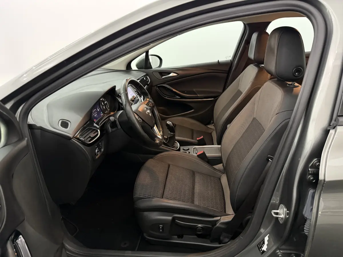 1.5 CDTI Elegance Half leder, Navi, Camera, Stoelverwarming/Stuurverwarming, Keyless start