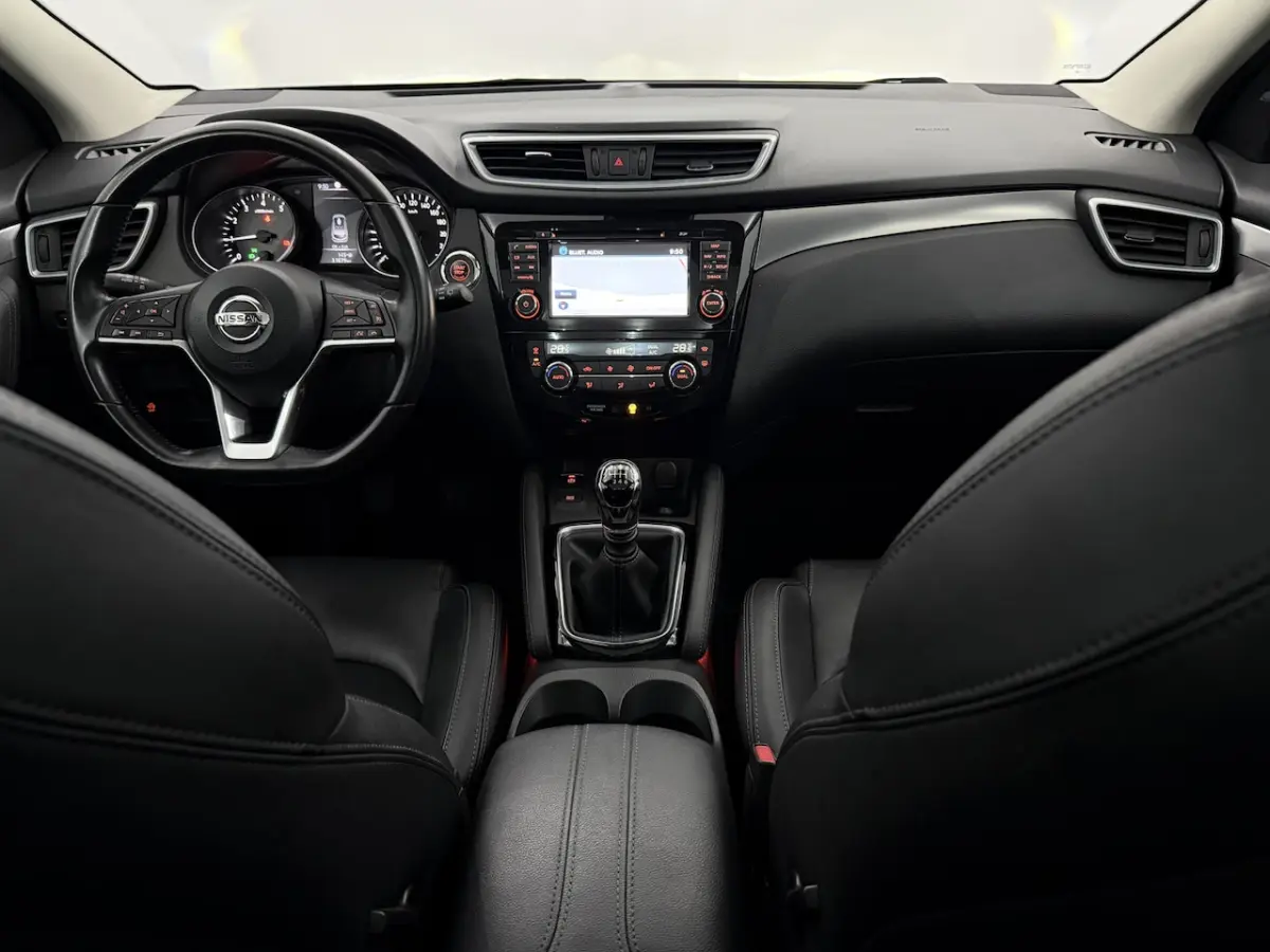 1.2 Tekna 17" Pano, Half leder, 360 Camera, Navi, Keyless start, Cruise control, A start s